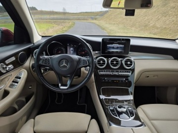 Mercedes GLC C253 2019 Mercedes GLC 300 bardzo zadbany /ceramika/ po serw, zdjęcie 6