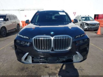 BMW X7 2025 BMW X7 2025 BMW X7 XDRIVE40I 3.0 Benzyna 375KM, zdjęcie 10
