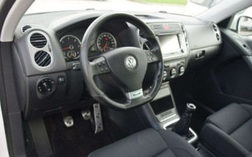 Volkswagen Tiguan I SUV 2.0 TDI CR DPF 170KM 2009 Volkswagen Tiguan 2.0TDI R-LINE 4x4 Navi Kamera 2 KPL ALU Oryginal Lakier, zdjęcie 26
