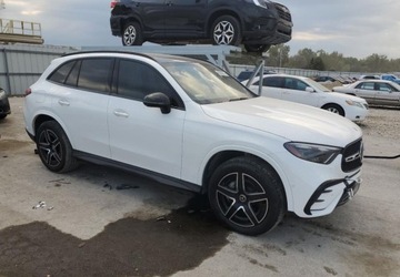 Mercedes GLC C254/X254 Coupe 2.0 300 258KM 2024 Mercedes-Benz GLC Auta z USA - Zapytaj o wiecej ofert 2.0 Benzyna 258KM