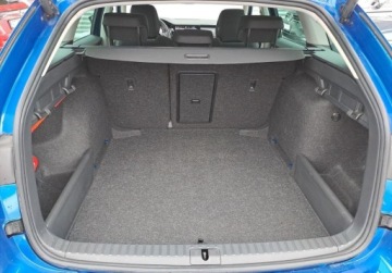 Skoda Octavia IV Liftback 1.5 TSI EVO 150KM 2024 Skoda Octavia SalonPL 1.5eTSI mHEV 150KM DSG Selection ASO Virtual Matrix, zdjęcie 31