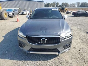 Volvo XC60 II 2018 Volvo XC 60 2.0 benzyna 254KM wersja R-DESIGN , mala szkoda 2.0 Benzyna, zdjęcie 6