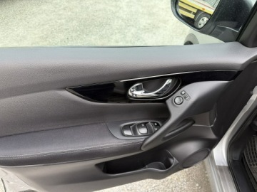 Nissan Qashqai II Crossover 1.5 dCi 110KM 2015 Nissan Qashqai Niski przebieg. Nowy Rozrząd., zdjęcie 23