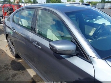 BMW Seria 5 G30-G31 2018 BMW Seria 5 2018 BMW 530E IPERFORMANCE 2.0 Hybryda 180KM, zdjęcie 5