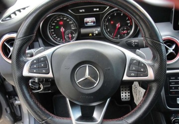 Mercedes GLA I Off-Roader Facelifting 1.6 200 156KM 2018 Mercedes-Benz GLA AMG Line 1,6 Automat 103 tys.km. Panorama 1.6 Benzyna, zdjęcie 15