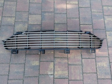 GRILL ATRAPA CHLODNICY ASTON MARTIN DB9