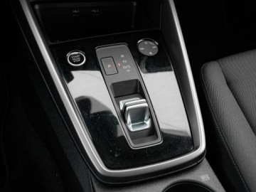 Audi A3 8Y Limousine 1.5 35 TFSI 150KM 2023 Audi A3 Limousine WD1690T#35 TFSI mHEV Advanced S, zdjęcie 18