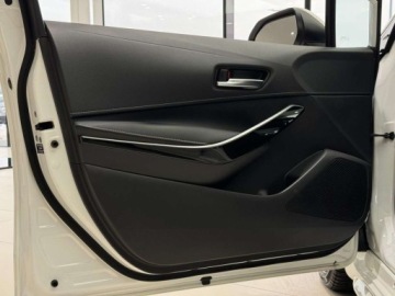 Toyota Corolla XII TS Kombi 2.0 Hybrid Dynamic Force 184KM 2022 Toyota Corolla Comfort Tech Style LED Podgrzewane fotele Kamera Nawi, zdjęcie 10