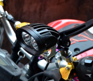 Держатели пластин для галогенных указателей поворота 2 шт.