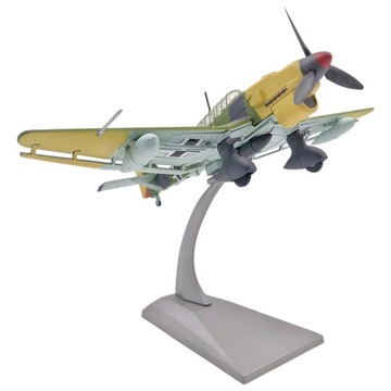 Odlew ze stopu aluminium 1/72 Model JU B ze stojak