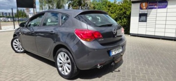 Opel Astra J Hatchback 5d 1.4 Turbo ECOTEC 140KM 2012 Opel Astra 1.4 Benzyna 140KM Klima PdC Import Raty Oplaty 1.4 Benzyna, zdjęcie 10