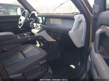 Land Rover Defender IV (L663) 2021 Land Rover Defender 110 S 2021 2.0l 2.0 Benzyna 296KM, zdjęcie 9