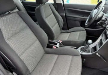 Peugeot 307 II Hatchback 1.6 HDi 16V 90KM 2007 Peugeot 307 Peugeot 307 HDi 90 Filou 1.6 Diesel 90KM, zdjęcie 23