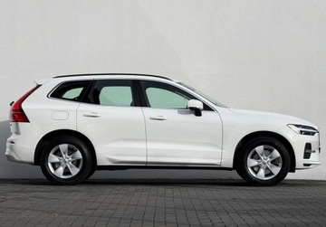 Volvo XC60 II Crossover Facelifting 2.0d B4 197KM 2022 Volvo XC 60 LED Podgrzewana kierownica i fotele Kamera FVAT23 Salon PL, zdjęcie 2