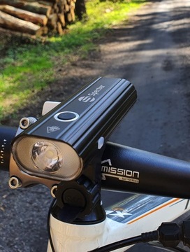 Lampka latarka rowerowa przód Specter Loong 600 lm + tył pod siodełko USB C