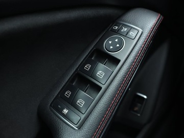 Mercedes GLA I Off-roader 2.0 250 211KM 2016 Mercedes GLA GLA 250 4MATIC, Salon Polska, zdjęcie 18