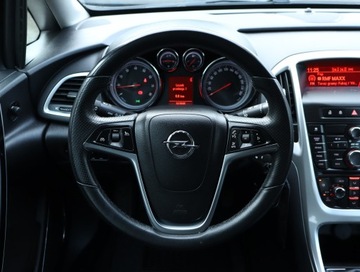 Opel Astra J Hatchback 5d 1.6 Twinport ECOTEC 115KM 2010 Opel Astra 1.6 16V, Salon Polska, Klima, zdjęcie 12