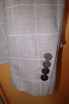 Куртка ZARA, размер М, в очень хорошем состоянии, проверена.