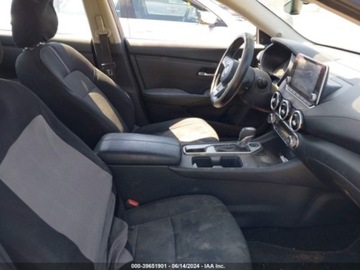 Nissan Sentra VI 2021 Nissan Sentra 2021 Nissan Sentra SV CVT 2.0 Benzyna 149KM, zdjęcie 4