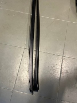 KIA CEED III НАКЛАДКА ПЕРЕДНЕГО ОКНА СПРАВА