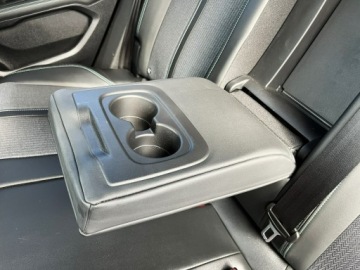 Peugeot 3008 II Crossover Facelifting  1.2 PureTech 130KM 2021 Peugeot 3008 Automat/Manetki/ Kamery360 /Salon Pl, zdjęcie 34