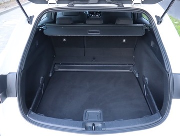 Toyota Corolla XII TS Kombi 1.2 Turbo D-4T 116KM 2021 Toyota Corolla 1.2 Turbo, Salon Polska, zdjęcie 10