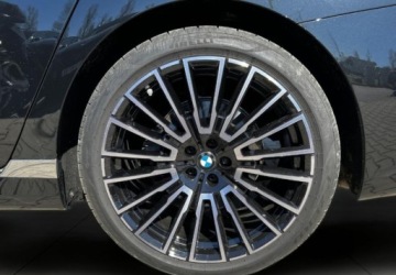 BMW Seria 7 G70 Sedan 3.0 40d 299KM 2025 BMW Seria 7 740d xDrive Limousine Gwarancja BPS FV23 Dealer BMW Bonkows, zdjęcie 9