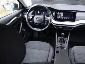 Skoda Octavia III Liftback Facelifting 1.5 TSI ACT 150KM 2020 Skoda Octavia 1.5 TSI, Salon Polska, Serwis ASO, zdjęcie 6