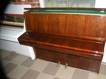 Pianino marki ROSLER- PETROF idealne