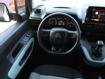 Citroen Berlingo III Osobowy M 1.2 PureTech 110KM 2019 Citroen Berlingo 1.2 PureTech, Salon Polska, zdjęcie 6