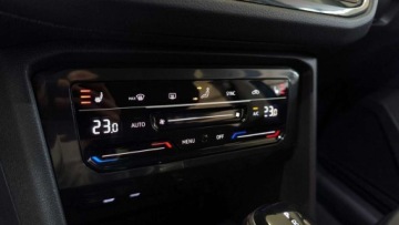 Volkswagen Tiguan II SUV 1.5 TSI EVO 150KM 2020 Volkswagen Tiguan 1.5 TSI EVO Life 150 KM DSG Salon PL Serwis ASO Klima, zdjęcie 13