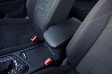 Volkswagen Tiguan II SUV 2.0 TDI 190KM 2018 Volkswagen Tiguan 2.0 TDI CR 190 KM, 4x4, Virtual, Navi, Kamera, Webasto,, zdjęcie 21