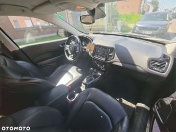 Jeep Compass II SUV 1.4 Multiair 170KM 2019 Jeep Compass Jeep Compass 1.4 TMair Limited 4WD SampS 1.4 Benzyna 170KM, zdjęcie 8