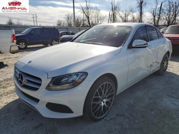 Mercedes Klasa C W205 2018 Mercedes-Benz Klasa C MERCEDES-BENZ C 300, 201...