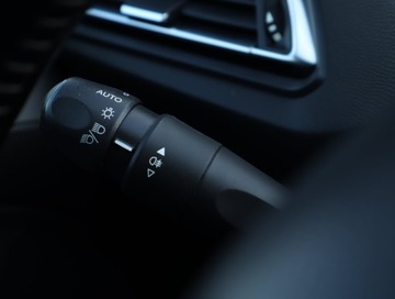 Peugeot 308 II SW 1.2 PureTech 130KM 2015 Peugeot 308 1.2 PureTech, Salon Polska, Navi, zdjęcie 18