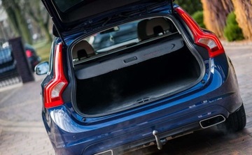 Volvo V60 I Kombi Facelifting 2.0 D4 DRIVE-E 181KM 2015 Volvo V60 Volvo V60 D4 Ocean Race 2.0 Diesel 181KM, zdjęcie 9