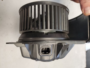 Wentylator dmuchawa Renault Scenic II Valeo 698816