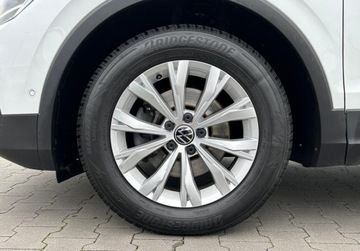 Volkswagen Tiguan II SUV Facelifting 1.5 TSI 150KM 2022 Volkswagen Tiguan Life, ACC, Kamera cofania, Bezwypadkowy, Salon PL, 1 wl., zdjęcie 37