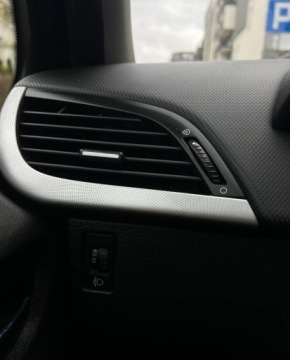 Peugeot 207 Hatchback 5d 1.4 VTi 95KM 2008 Peugeot 207 Klima Isofix Elektryka Warszawa 1.4 Benzyna 95KM, zdjęcie 21