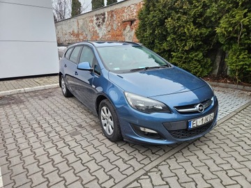 Opel Astra J Sports Tourer Facelifting 1.6 CDTI  136KM 2015 OPEL ASTRA J Sports Tourer 1.6 CDTi 136 KM, zdjęcie 1