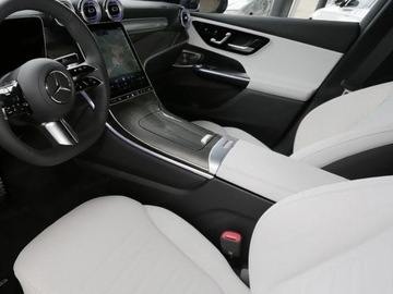 Mercedes GLC C254/X254 Coupe 2.0 220d 197KM 2025 GLC Coupe 220 d 4-Matic AMG Line 2.0 (197KM) 2025, zdjęcie 6