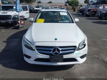 Mercedes Klasa C W205 2020 Mercedes-Benz Klasa C 300 2020 2.0 Benzyna 255KM, zdjęcie 7