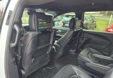 Chrysler Pacifica II 3.6 V6 Hybrid 264KM 2022 Chrysler Pacifica 3.6 eHybrid Touring L/S Skóry Kamery 360 Monitory FV 23%, zdjęcie 30