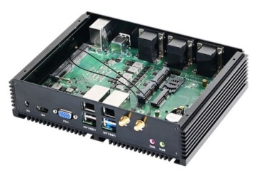 Промышленный мини-ПК/HTPC i7-8550U 8/512 Intel WIN