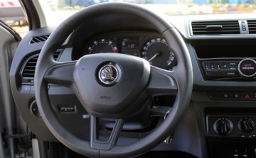 Skoda Fabia III Hatchback Facelifting 1.0 MPI 75KM 2018 Skoda Fabia MPI Bezwypadkowy Jak Nowy Benzyna 75KM, zdjęcie 15