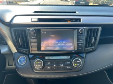 Toyota RAV4 IV MPV Facelifting 2.5 Hybrid 197KM 2017 Toyota RAV4 Toyota RAV 4 IV XENONYLEDYKamera cofania Bezwypadkowa 2.5, zdjęcie 19