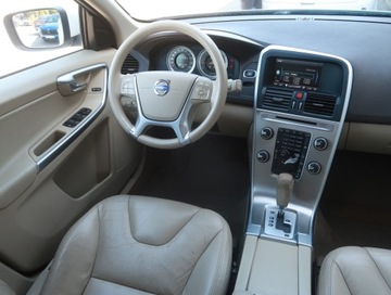 Volvo XC60 I SUV 2.4 D3 163KM 2011 Volvo XC60 D3, 4X4, Automat, Skóra, Xenon, zdjęcie 6
