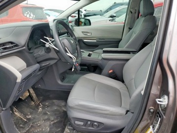 Toyota Sienna III 2021 Toyota Sienna XLE 2021 2.5l 2.5 Hybryda 245KM, zdjęcie 7