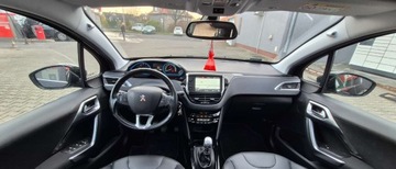 Peugeot 2008 I SUV Facelifting 1.2 PureTech 130KM 2017 Peugeot 2008 Polski Salon , I wlasciciel , pelen serwis ASO , 1.2 Benzyna, zdjęcie 10