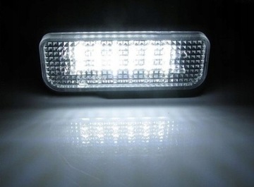 LED PODSVÍCENÍ TABULKY MERCEDES E / CLS SLK